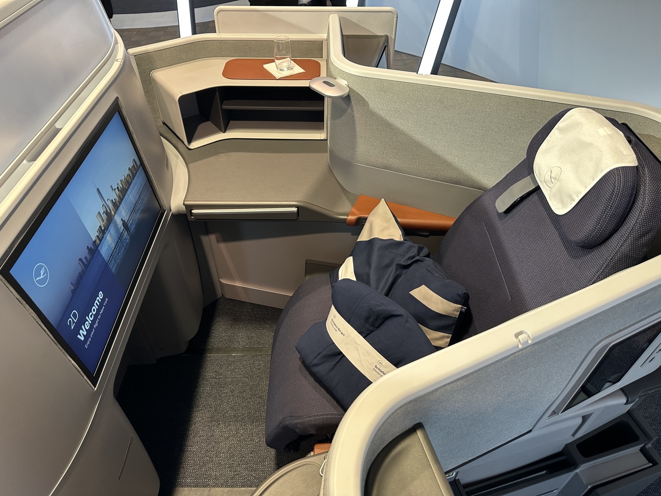 1677649220 719 Nuevos asientos de primera clase y clase ejecutiva de Lufthansa